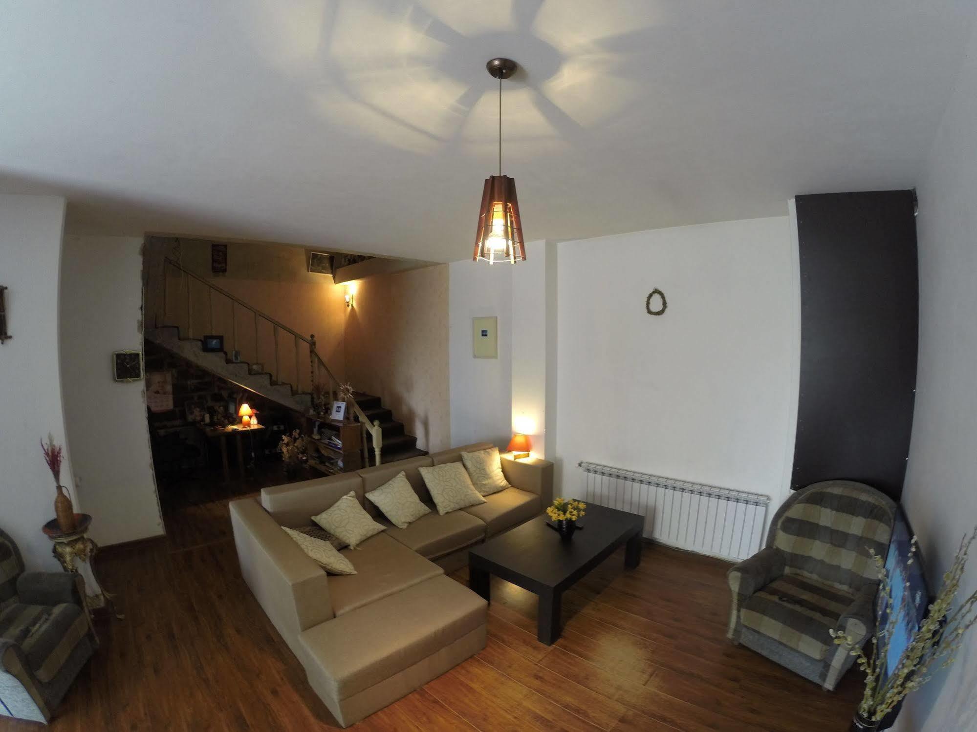 Glide Hostel Yerevan Luaran gambar